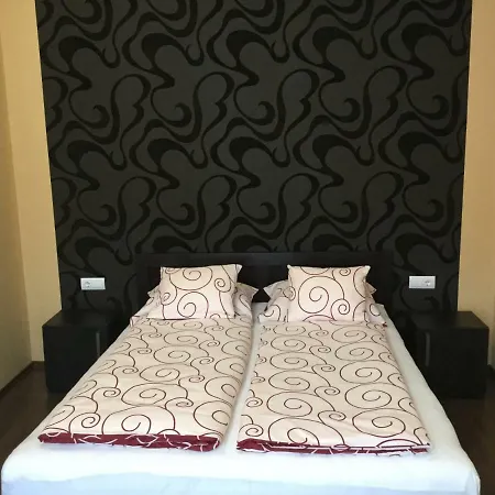 Adam's Flat Apartman